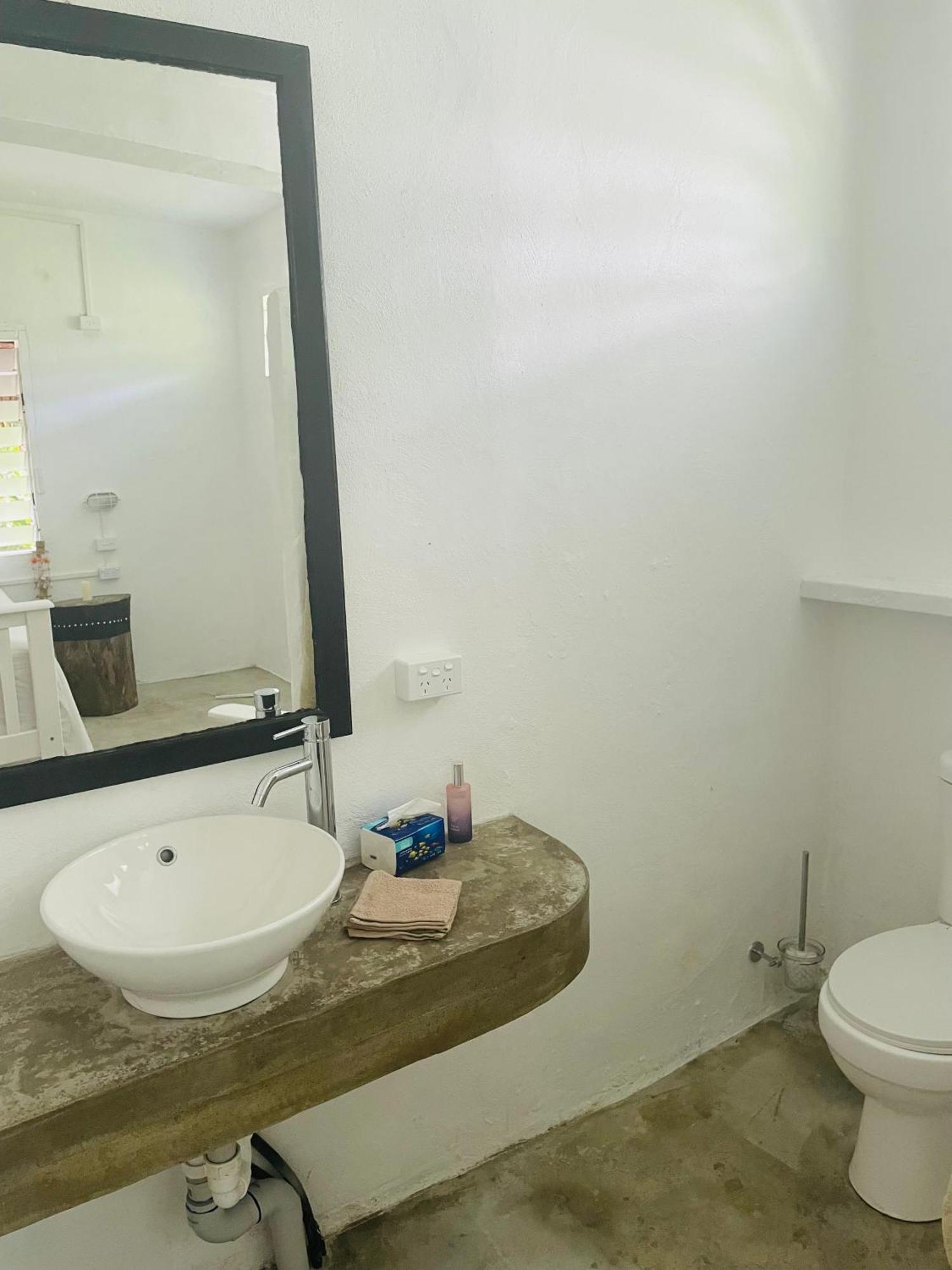 Bed and Breakfast Banana Bay Beach Club Eton Zewnętrze zdjęcie