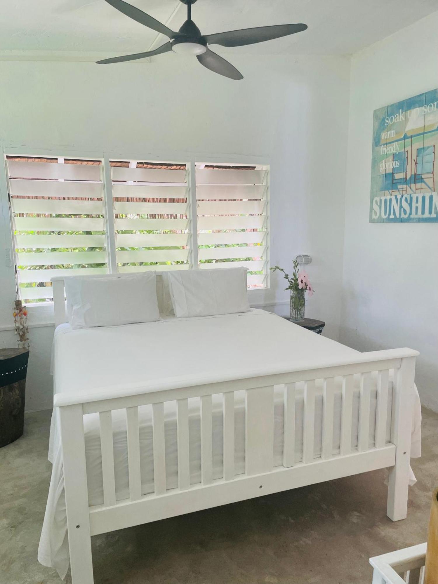 Bed and Breakfast Banana Bay Beach Club Eton Zewnętrze zdjęcie